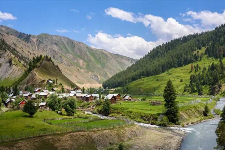 Explore the unexplored Gurez Valley, Kashmir Honeymoon Destinations