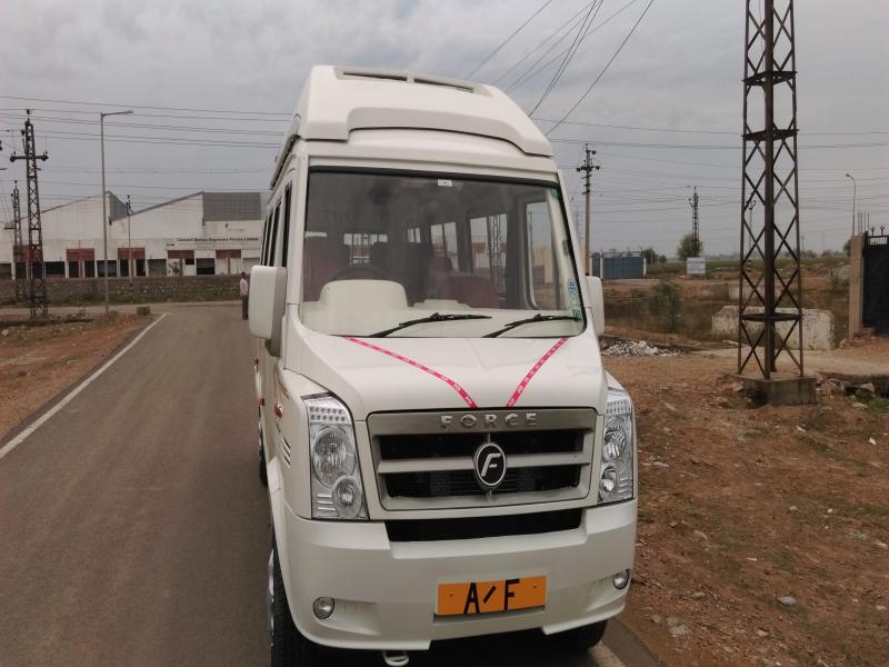 Luxury tempo traveller 